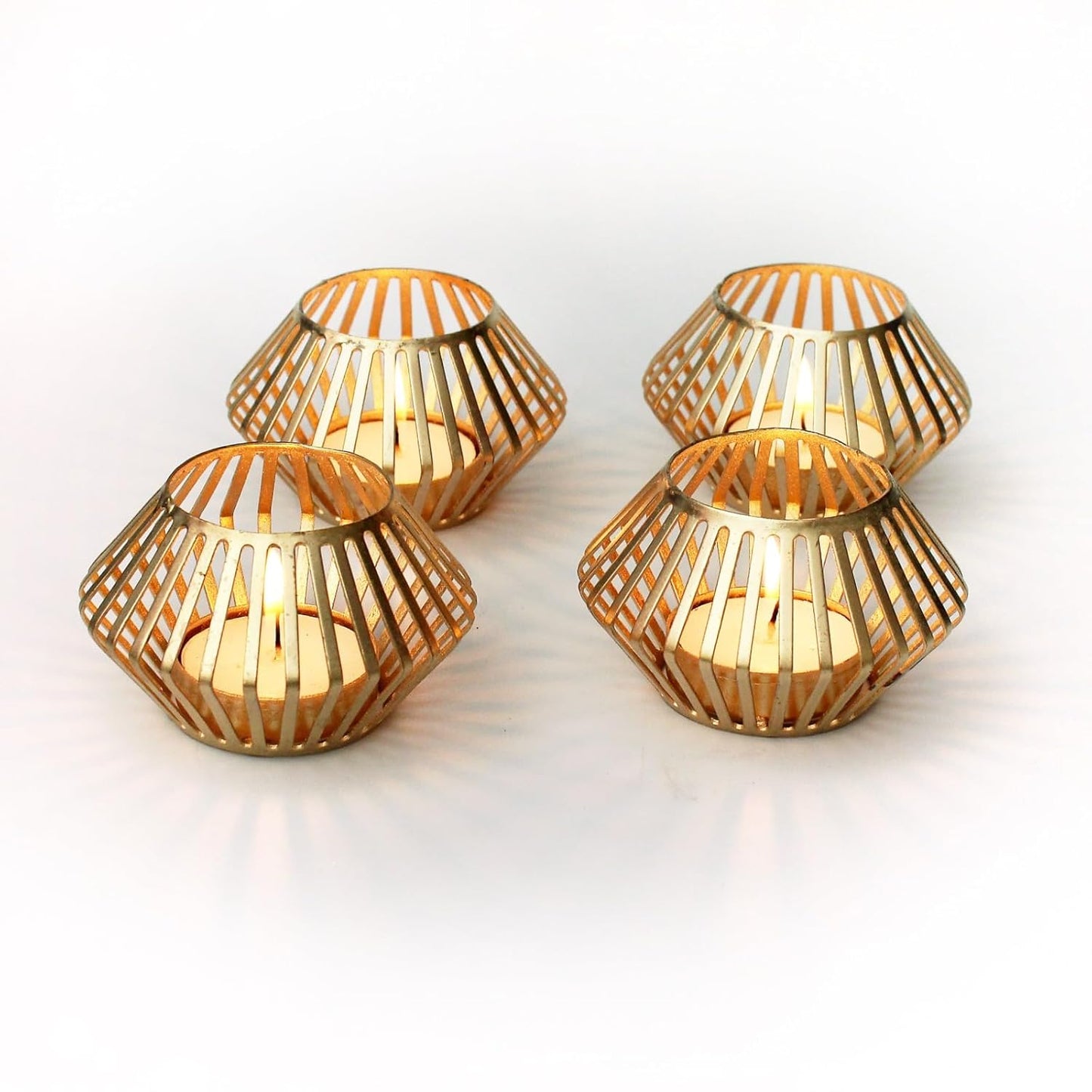 EYUVAA  Metal Tealight Candle Holder, Elegant and Durable Decorative Stand for Pillar and Votive Candles, Diwali Decoration Tea Light Holder for Home Decor & Gifting Iteam