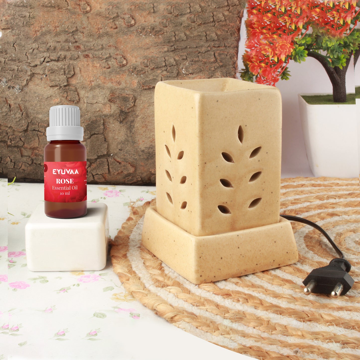 Square Shape Electric Aroma Diffuser, Pillar Diffuser, Aromatherapy Diffuser Set for Home Fragrance, Oil Warmer with 10 ml Fragrance Oil (Brown)