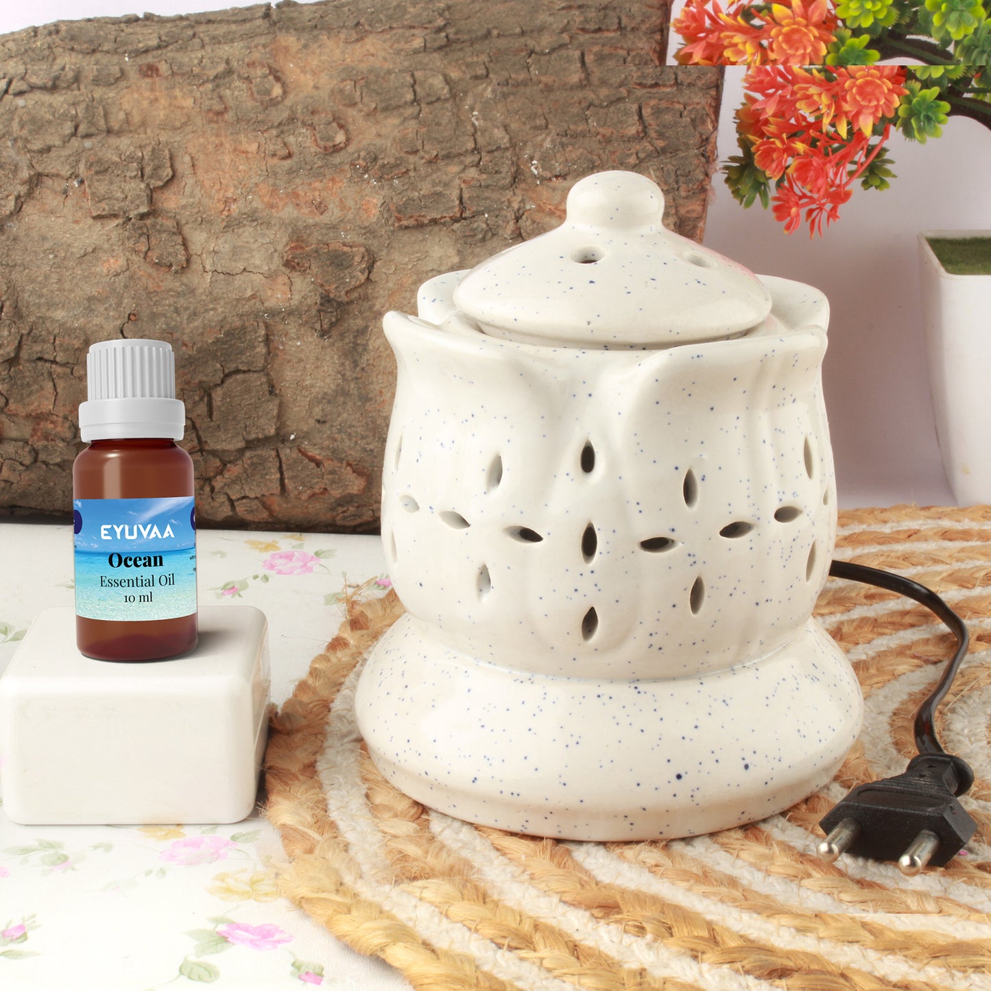 Kamal-shaped Aroma Electric Diffuser, Lotus shaped Diffuser,Aromatherapy Ceramic Diffuser Set for Home Fragrance with 10 ml Aroma Oil