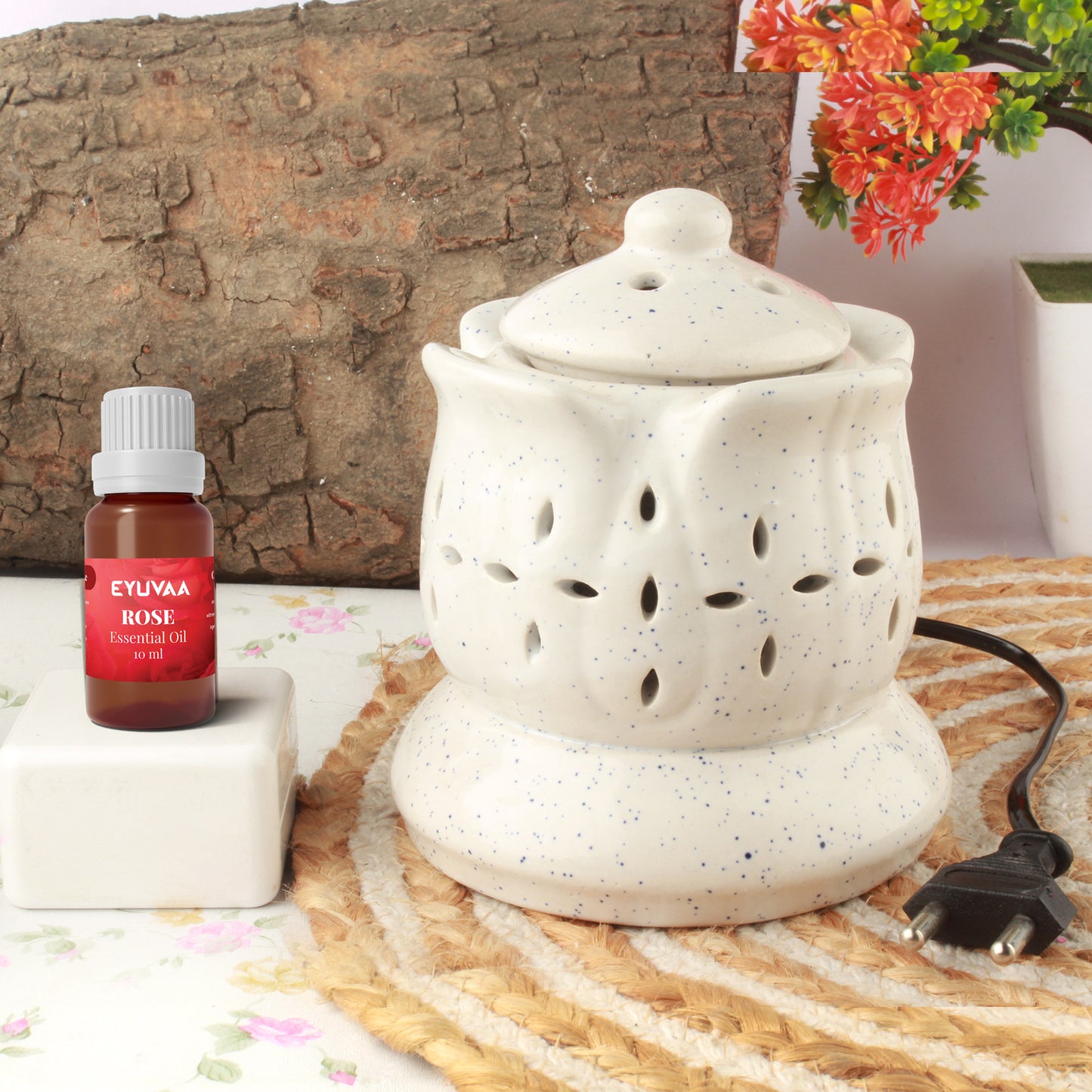 Kamal-shaped Aroma Electric Diffuser, Lotus shaped Diffuser,Aromatherapy Ceramic Diffuser Set for Home Fragrance with 10 ml Aroma Oil