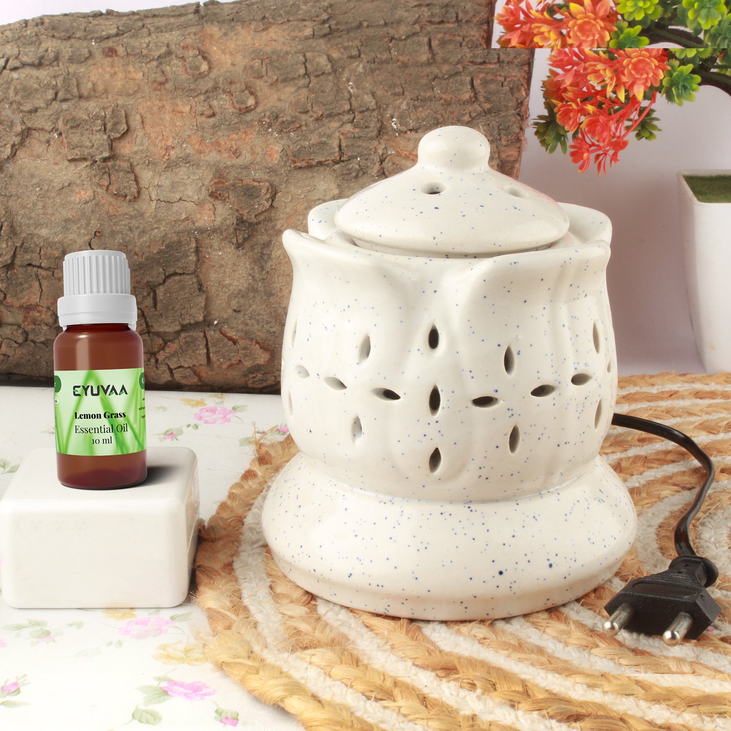 Kamal-shaped Aroma Electric Diffuser, Lotus shaped Diffuser,Aromatherapy Ceramic Diffuser Set for Home Fragrance with 10 ml Aroma Oil